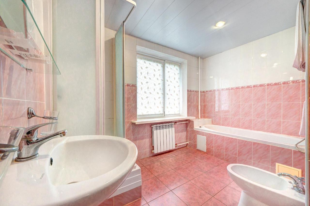 Holosiyvsky Hotel Kijev Kültér fotó