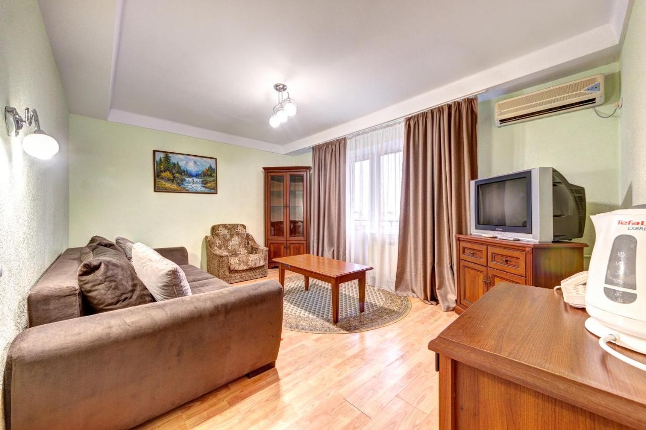 Holosiyvsky Hotel Kijev Kültér fotó