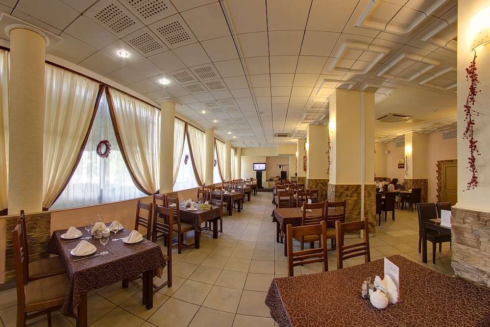 Holosiyvsky Hotel Kijev Étterem fotó