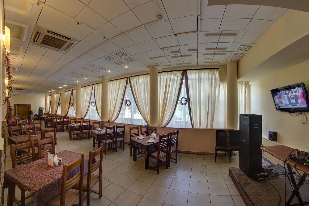 Holosiyvsky Hotel Kijev Étterem fotó